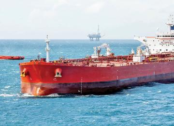 Traders Bet Iran Tensions Won’t Shut Strait of Hormuz