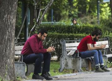 Iran’s Labor Market Squeeze Tightens on Youth