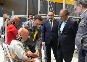 Pakistan Seeks Cooperation With Iran’s Auto Crash Test Center